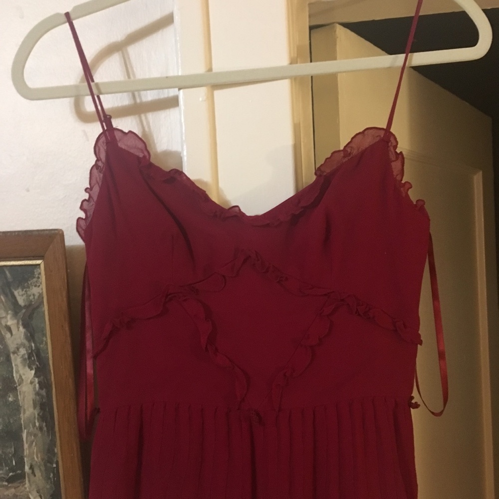BCBG RED CHIFFON RUFFLE DRESS - Picture 4 of 4